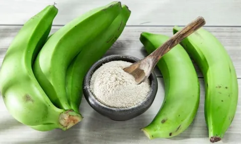 Vì sao nên thường xuyên ăn chuối xanh?
