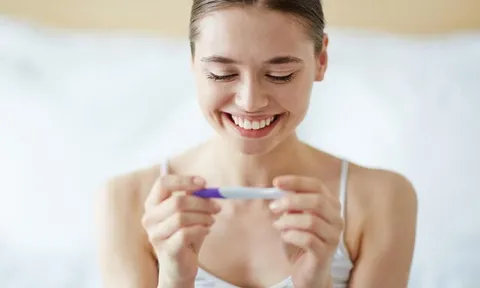 Vợ chồng thay đổi chuyện "yêu" để tăng khả năng có thai, ngày đón tin vui "hai vạch" không còn xa