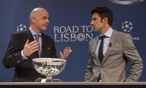 Luis Figo yêu cầu Chủ tịch FIFA Infantino từ chức