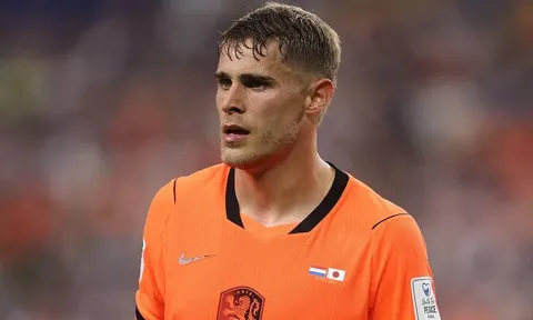 Spurs sắp trói chân Van de Ven, MU và Liverpool vỡ mộng
