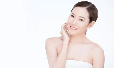Ở tuổi 39, điều giúp làm chậm lão hóa không phải mỹ phẩm đắt tiền mà là 3 thói quen mỗi ngày