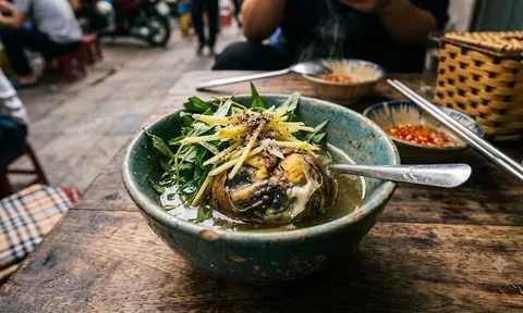 Trứng vịt lộn có bổ hơn trứng thường? 3 nhóm người được khuyên nên "né gấp"!