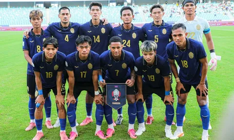 CĐV Campuchia lo đội nhà thua đậm tuyển Việt Nam