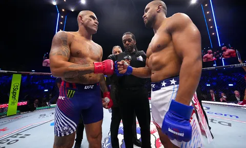 Alex Pereira giải thích lý do nhắm mũi dùi vào Herb Dean thay vì Ciryl Gane sau ồn ào tại UFC White House