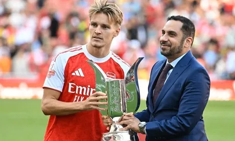 Soi trận Arsenal vs Dortmund: Pháo thủ bảo vệ ngai vàng