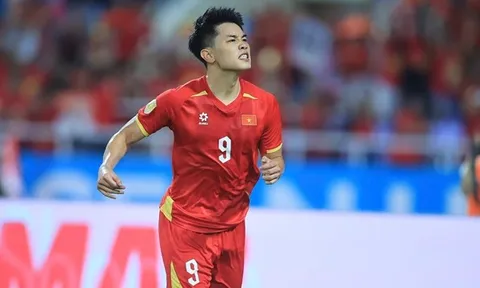 Reuters ấn tượng với cú đúp của Đình Bắc tại ASEAN Cup