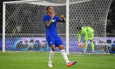 Joao Pedro lập cú đúp, Chelsea hủy diệt AC Milan