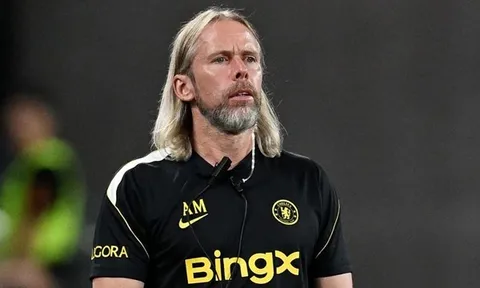 Chelsea hái quả ngọt từ chuyên gia bóng chết Austin MacPhee