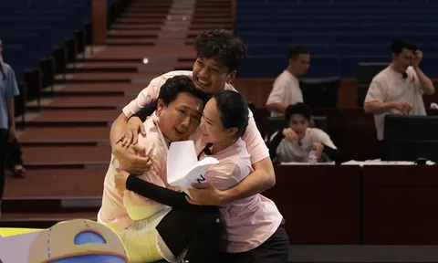 Running Man Vietnam 2026 tập 3: Trấn Thành quyết chiến bất chấp chấn thương tay, Quang Tuấn tỏa sáng rực rỡ