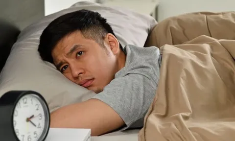 Mất ngủ vì ngứa ngoài da thời gian dài, nam thanh niên làm một việc rồi ân hận khi sức khỏe ảnh hưởng