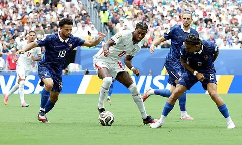 Hụt Vinicius, William Gallas khuyên Arsenal chiêu mộ Rashford