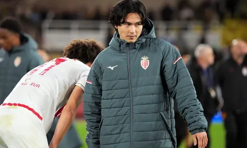 Takumi Minamino nói gì khi trở lại Anfield?