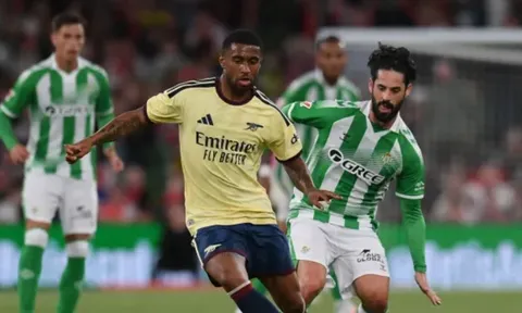West Ham muốn mua Parrott, tăm tia Reiss Nelson từ Arsenal