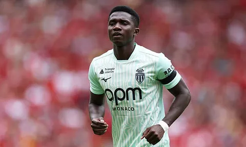 Lamine Camara mang hình bóng một ông chủ mới tại MU