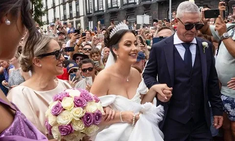 2.000 người vây kín đám cưới vì nhầm cô dâu là vợ Ronaldo
