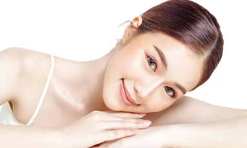 Bronzer là gì? Cách chọn và sử dụng cho lớp makeup ấm áp, tự nhiên