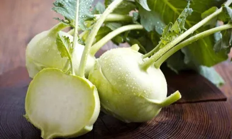 13 loại rau củ quả màu trắng giàu vitamin và chất xơ, có loại ít ngậm hóa chất, ở chợ Việt bán nhiều từ 15.000 đ/kg