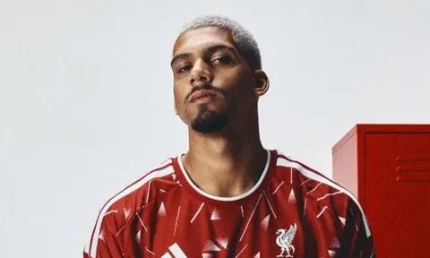Khát vọng ''tái sinh'' trở thành giao điểm giữa Araujo và Liverpool
