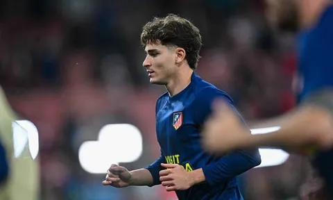 Tiền lệ có thể mở đường cho Alvarez rời Atletico