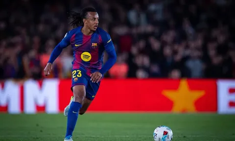 Arsenal săn Kounde, Barca sẵn sàng nhả người