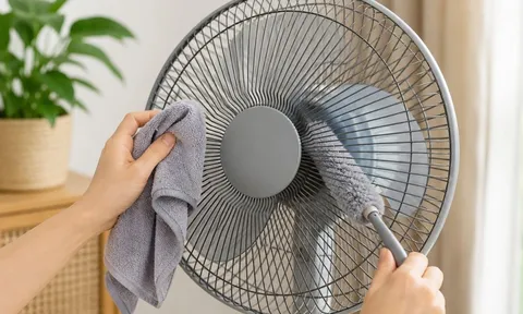 Cách làm sạch quạt điện không cần tháo rời khung: Mẹo đơn giản, nhanh gọn, quạt sạch bụi như mới