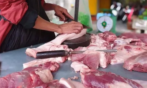 4 khen - 4 chê khi mua thịt lợn lúc nào cũng được giá hời