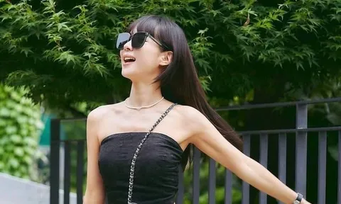 Mỹ nhân "Ký sinh trùng" tiết lộ áp lực giữ dáng phía sau vóc dáng mảnh mai ở tuổi 46