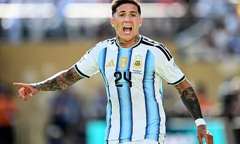Romano hé lộ rào cản khiến Man City khó chiêu mộ Enzo Fernandez