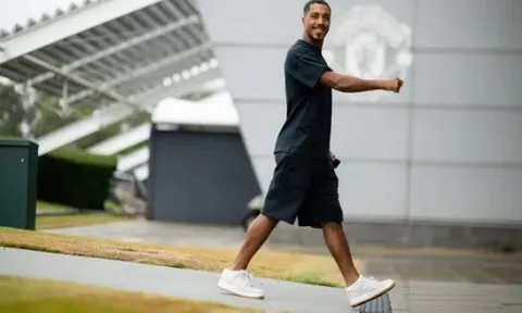 Ben Foster gọi Tielemans là bản hợp đồng mùa hè của MU