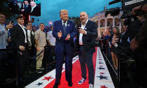 Dana White hé lộ siêu sự kiện UFC mới: 'Tôi thực sự yêu thích ý tưởng này'