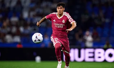 Mourinho ấn tượng mạnh với sao mai Ciria của Real