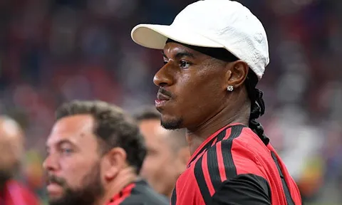 Mazraoui dự đoán tương lai của Rashford ở MU