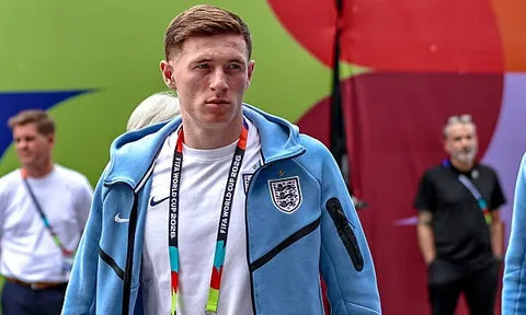 Elliot Anderson xát muối lên nỗi đau của Man Utd