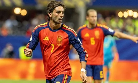 Ferran Torres chuẩn bị gia nhập PSG để nâng tầm hàng công
