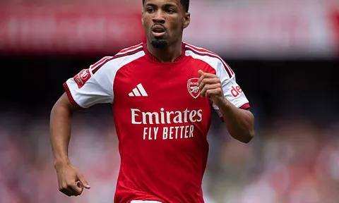 Arsenal từ chối 40 triệu euro của AC Milan cho Nwaneri