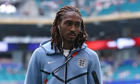 Inter Milan chi 35 triệu euro thâu tóm Djed Spence