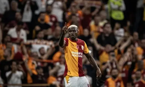 Victor Osimhen trả lời về tin đồn đến Arsenal