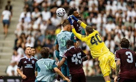 Aston Villa thua trận thứ 3 liên tiếp