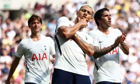 Tottenham đè bẹp Hoffenheim 3-0 trong ngày Mikey Moore lập cú đúp