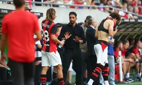Ruben Amorim: Không có tôi, họp báo của Man Utd chán hơn nhiều