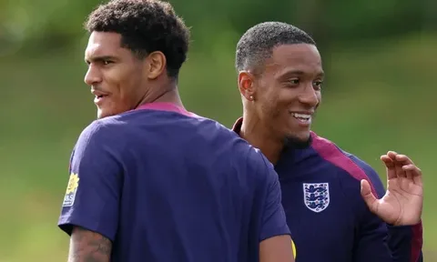 Arteta nên chiêu mộ Konsa hay Quansah để nâng cấp hàng thủ Arsenal?