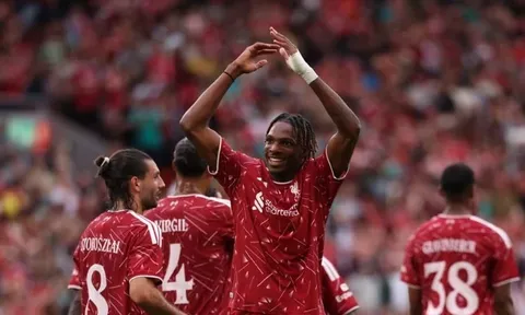 Gakpo - Jacquet lên tiếng, Liverpool đánh bại Como 2-0