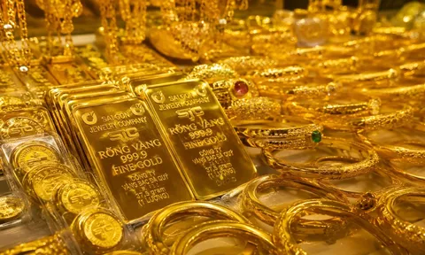 Bảng giá vàng 9999 24K 18K SJC DOJI PNJ hôm nay 17/8/2026