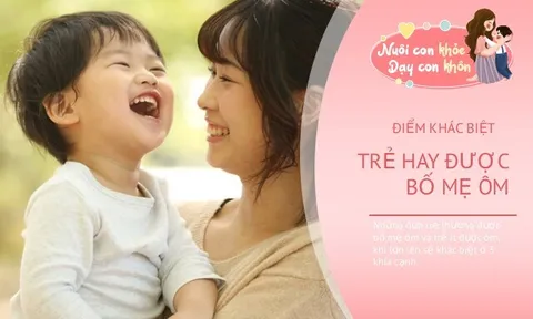 3 khác biệt giữa em bé thường được ôm và ít được ôm, nghe xong mẹ nào cũng muốn ở nhà chăm con