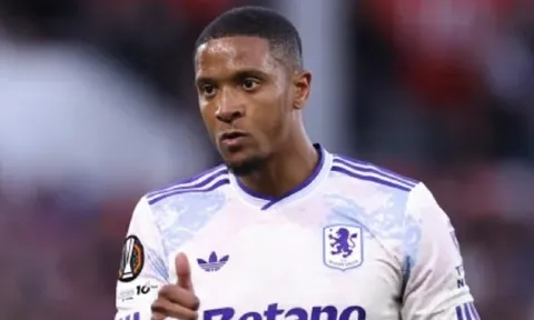 MU được khuyên nẫng tay trên Arsenal thương vụ Ezri Konsa