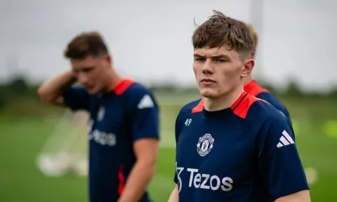 MU bán đứt Ethan Ennis, cài trọn bộ 3 điều khoản "bảo hiểm"