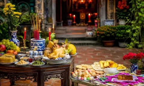 Có nên cúng cô hồn cùng với cúng Rằm tháng bảy âm lịch?