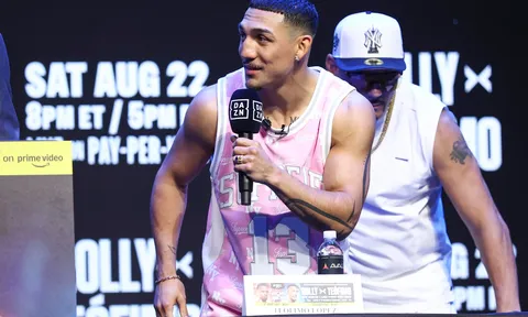 “Đã đến lúc phải ra tay tàn nhẫn”: Teofimo Lopez tuyên bố không khoan nhượng với Rolly Romero