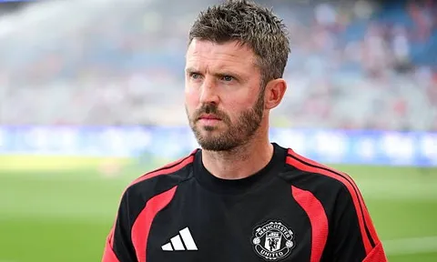 Lỗ hổng ba hậu vệ ám ảnh Manchester United của Carrick