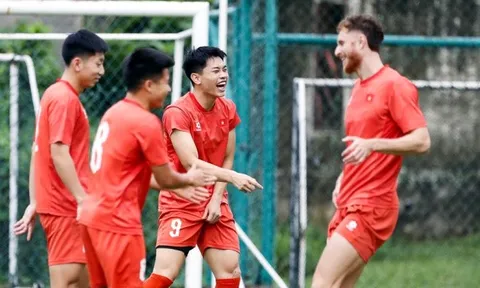 Tuổi 22 rực rỡ và trọn vẹn của Nguyễn Đình Bắc